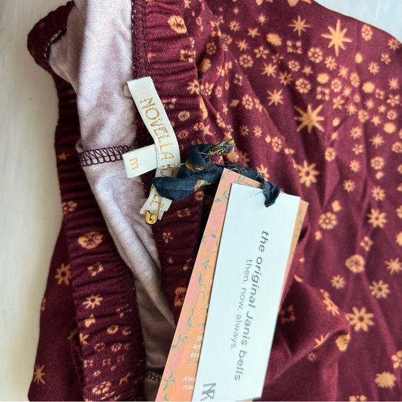 Novella Royale Janis Bottoms in Wine Haze (short inseam) - Picture 3 of 3